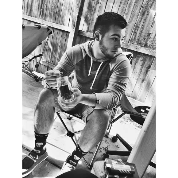 Meet your Posher, Kendle - Picture 1 of 1